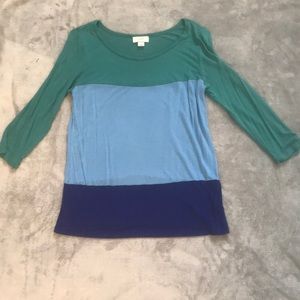 Three-quarter sleeve shirt